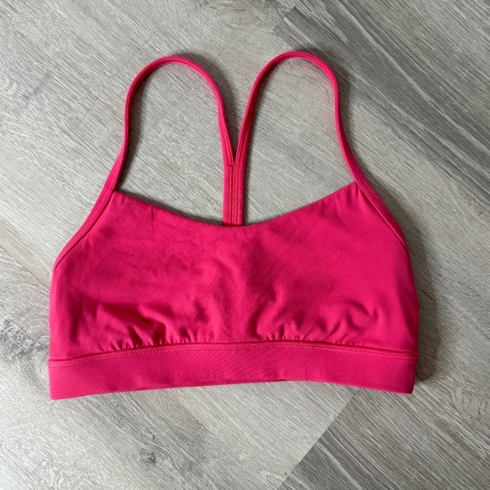 lululemon Women’s Flow Bra Nulu Light Support Sports Bra Size 6